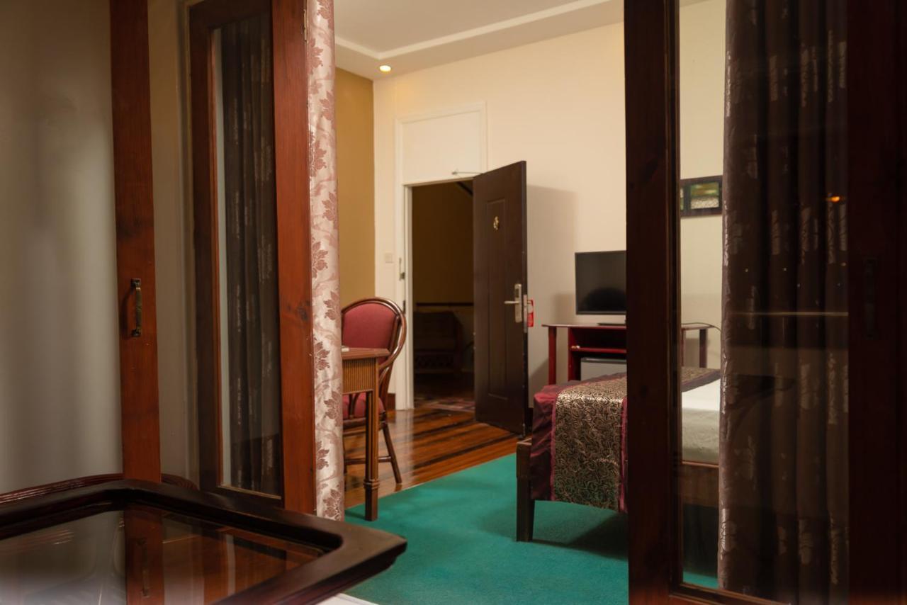 Herdmanston Lodge Hotel Джорджтаун Экстерьер фото