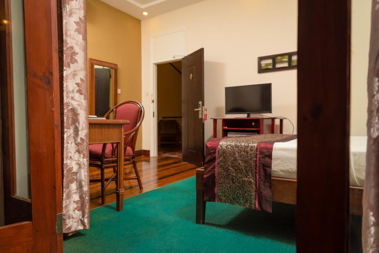 Herdmanston Lodge Hotel Джорджтаун Экстерьер фото