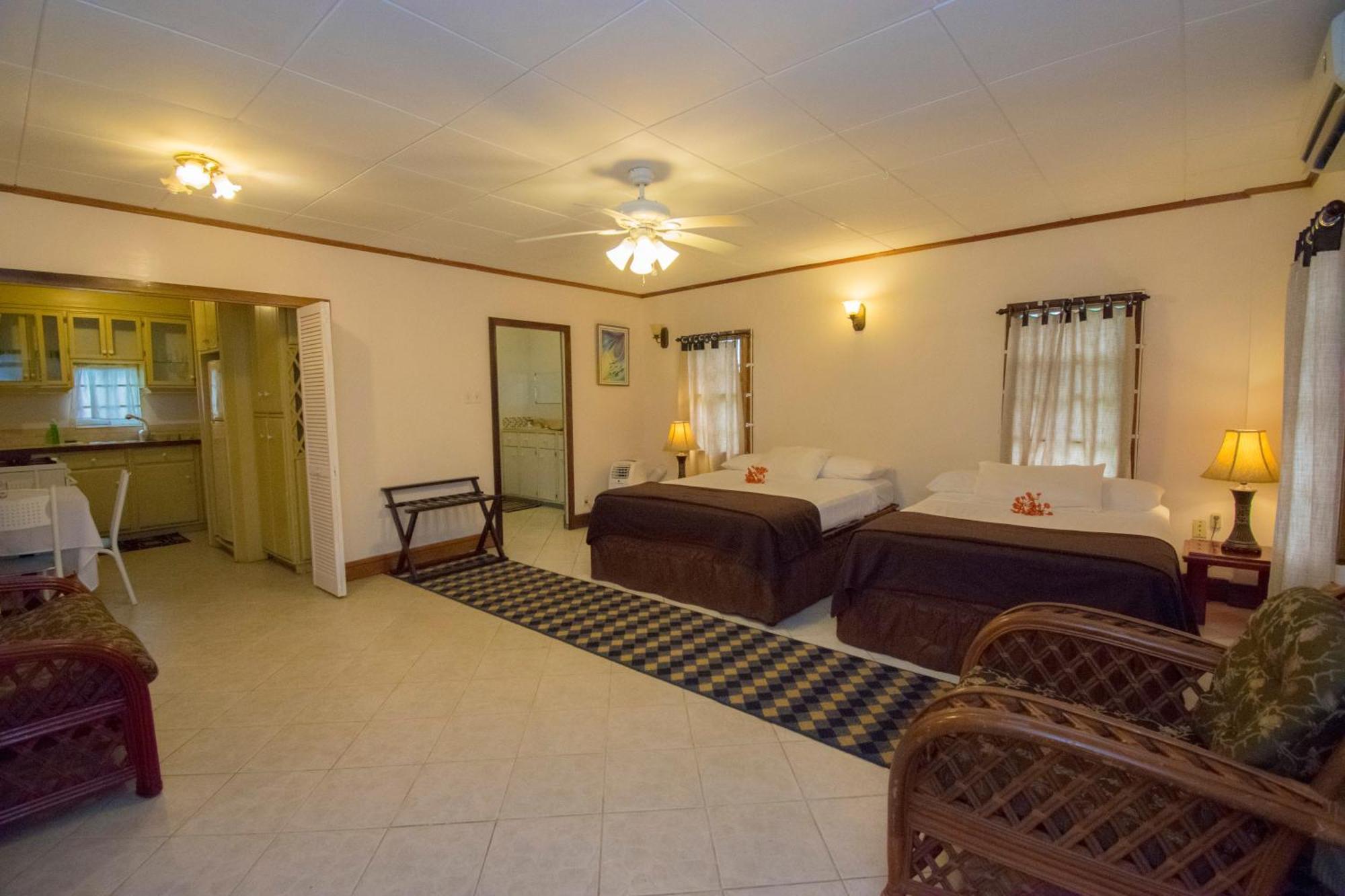 Herdmanston Lodge Hotel Джорджтаун Экстерьер фото