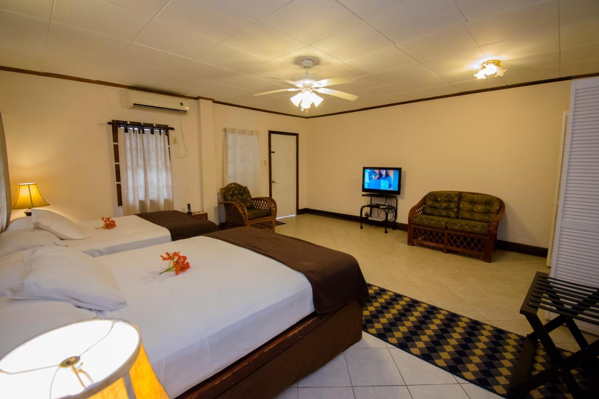 Herdmanston Lodge Hotel Джорджтаун Экстерьер фото