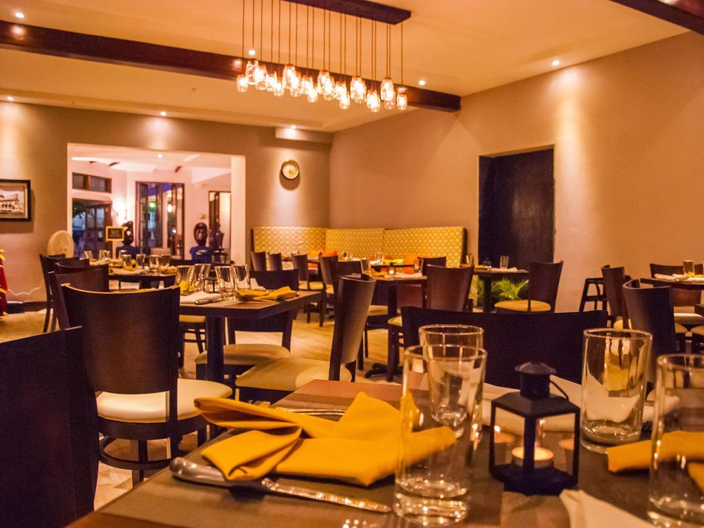 Herdmanston Lodge Hotel Джорджтаун Экстерьер фото